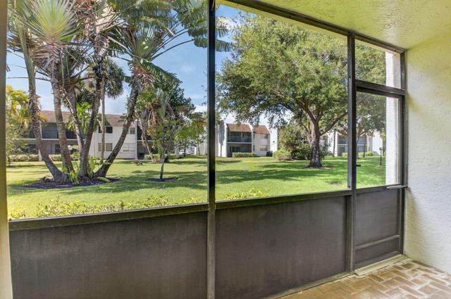 2935 SW 22nd Avenue 108, Delray Beach, FL 33445