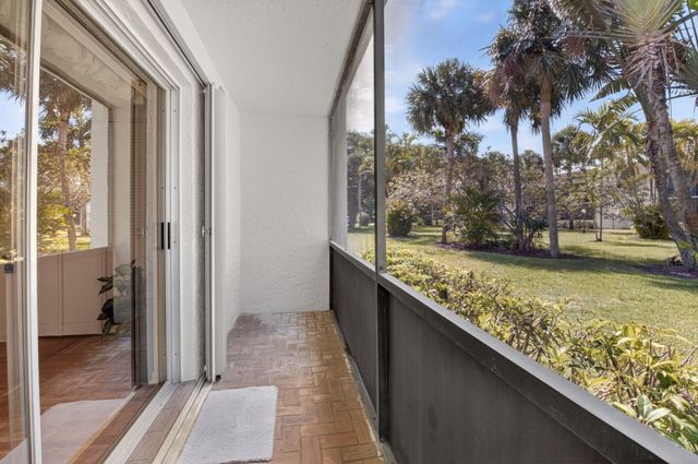 2935 SW 22nd Avenue 108, Delray Beach, FL 33445