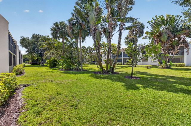 2935 SW 22nd Avenue 108, Delray Beach, FL 33445