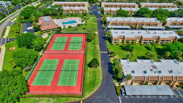 2935 SW 22nd Avenue 108, Delray Beach, FL 33445