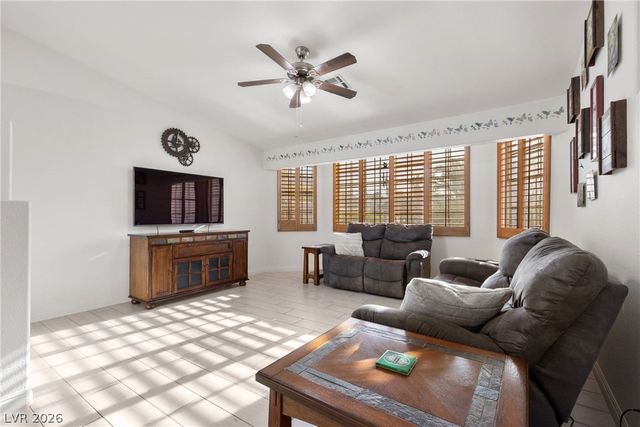 1118 San Eduardo Avenue, Henderson, NV 89002