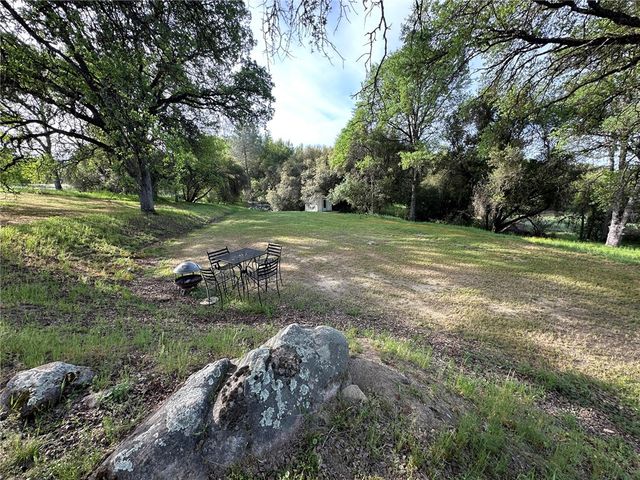 4052 4054 Indian Peak Road, Mariposa, CA 95338