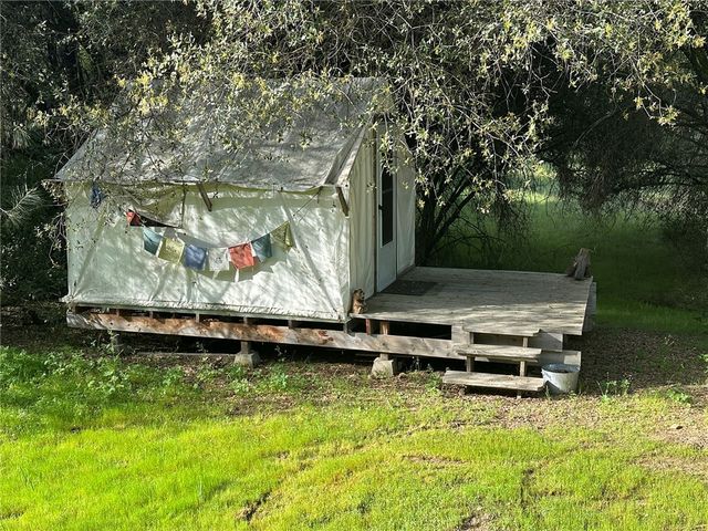 4052 4054 Indian Peak Road, Mariposa, CA 95338