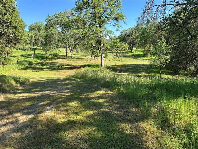 4052 4054 Indian Peak Road, Mariposa, CA 95338