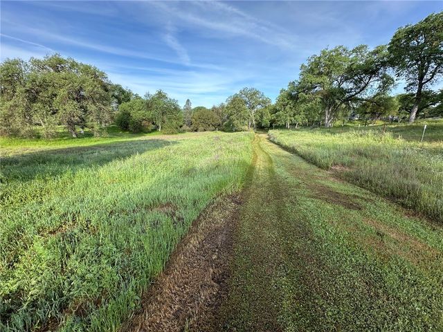 4052 4054 Indian Peak Road, Mariposa, CA 95338