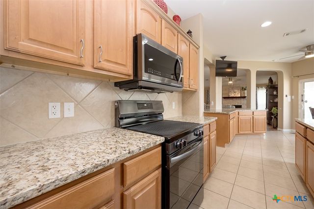6105 Graphite Drive, Killeen, TX 76542