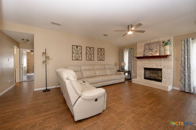 6105 Graphite Drive, Killeen, TX 76542