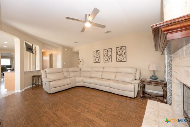 6105 Graphite Drive, Killeen, TX 76542