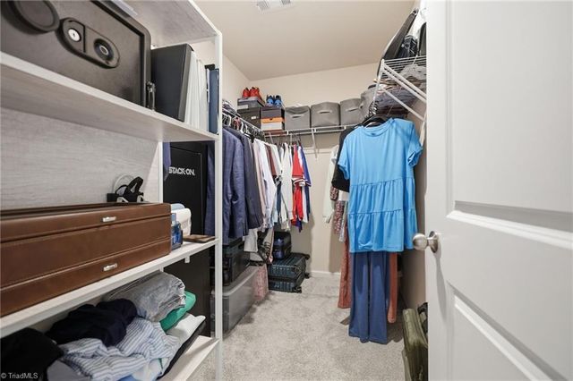 3703 Feltham Lane, Jamestown, NC 27282