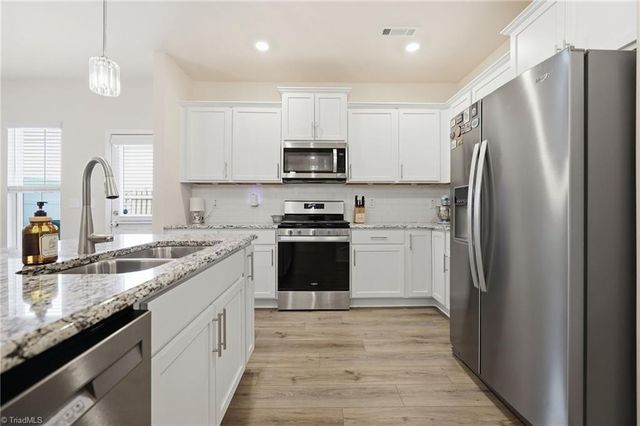 3703 Feltham Lane, Jamestown, NC 27282
