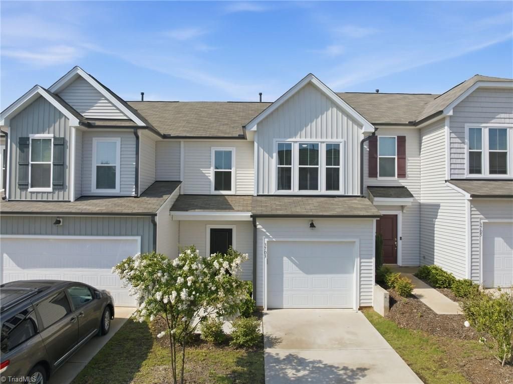 3703 Feltham Lane, Jamestown, NC 27282