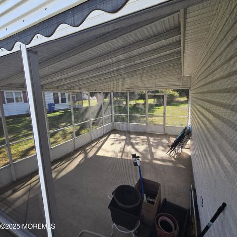 71 Bimini Drive, Toms River, NJ 08753