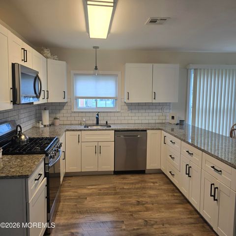 71 Bimini Drive, Toms River, NJ 08753