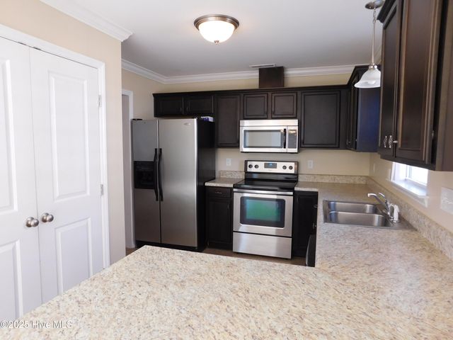 107 Lynden Lane, New Bern, NC 28560