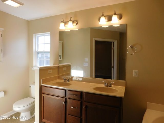 107 Lynden Lane, New Bern, NC 28560