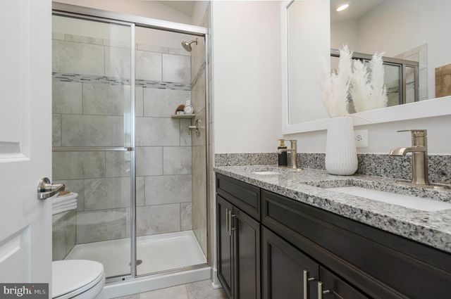 7817 BARRENSDALE RD, Baltimore, MD 21244