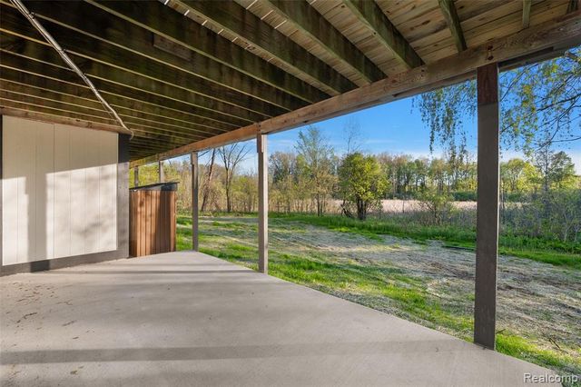 1585 Houghton Trail, Ortonville, MI 48462