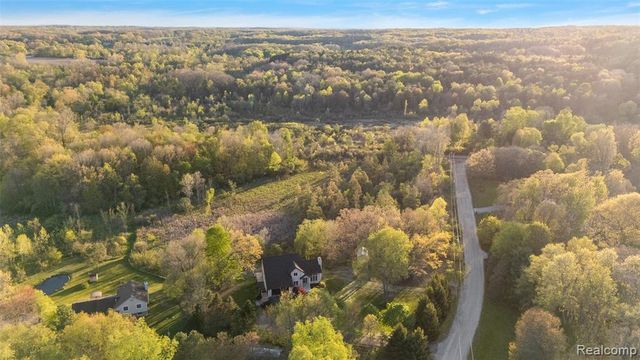 1585 Houghton Trail, Ortonville, MI 48462
