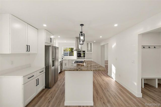 1585 Houghton Trail, Ortonville, MI 48462