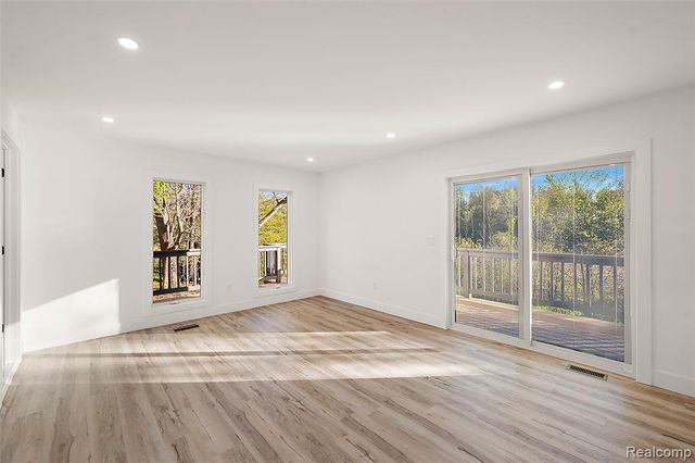 1585 Houghton Trail, Ortonville, MI 48462