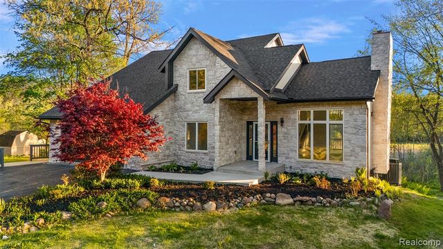 1585 Houghton Trail, Ortonville, MI 48462