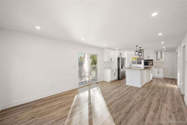 1585 Houghton Trail, Ortonville, MI 48462