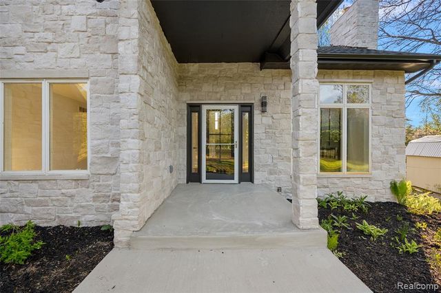 1585 Houghton Trail, Ortonville, MI 48462
