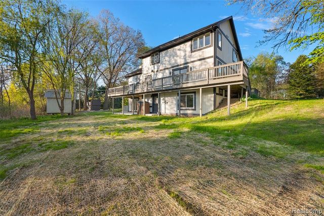 1585 Houghton Trail, Ortonville, MI 48462