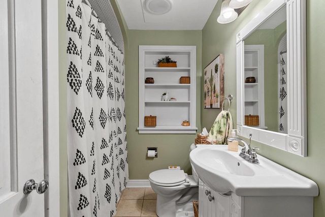 2344 OAKWOOD AVENUE, Green Bay, WI 54301