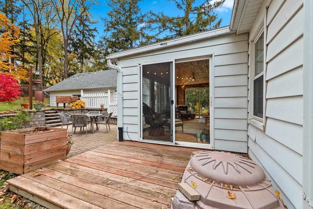 2344 OAKWOOD AVENUE, Green Bay, WI 54301