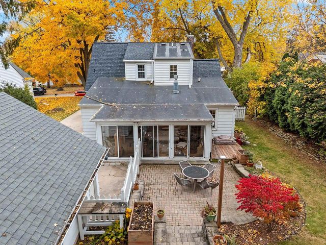 2344 OAKWOOD AVENUE, Green Bay, WI 54301