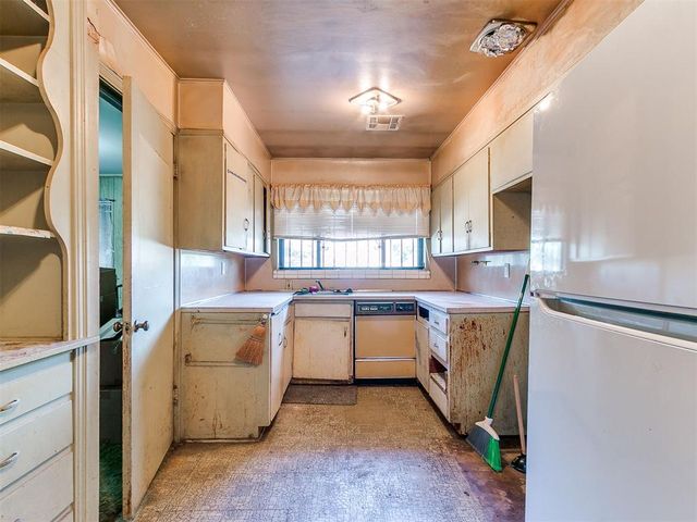 1201 NE 45th Street, Oklahoma City, OK 73111