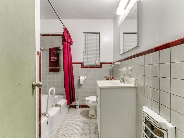1201 NE 45th Street, Oklahoma City, OK 73111