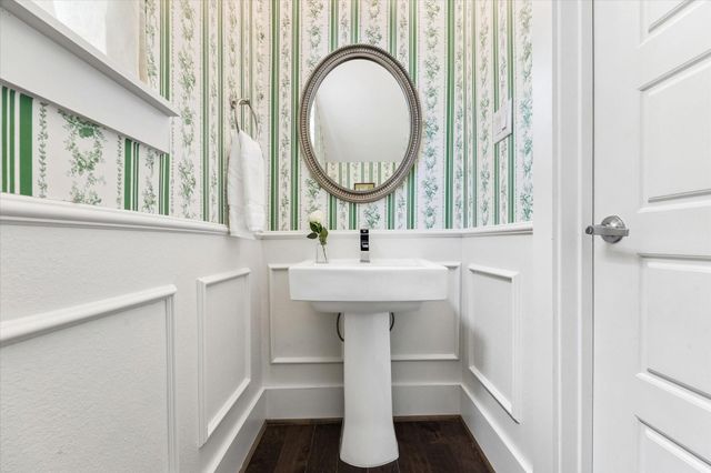 419 Yale Oaks Lane, Houston, TX 77091