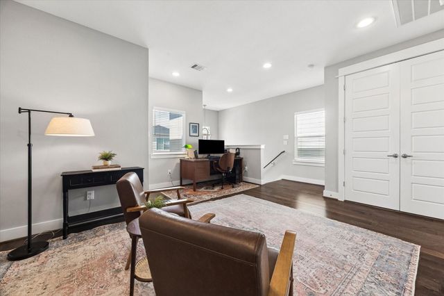 419 Yale Oaks Lane, Houston, TX 77091