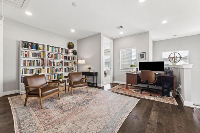 419 Yale Oaks Lane, Houston, TX 77091