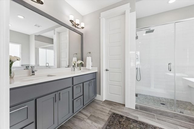 419 Yale Oaks Lane, Houston, TX 77091