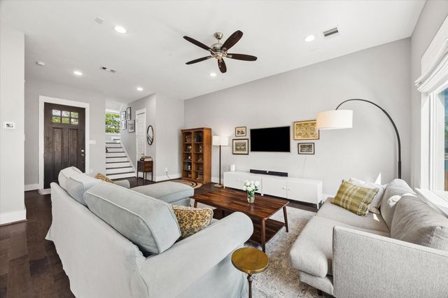 419 Yale Oaks Lane, Houston, TX 77091