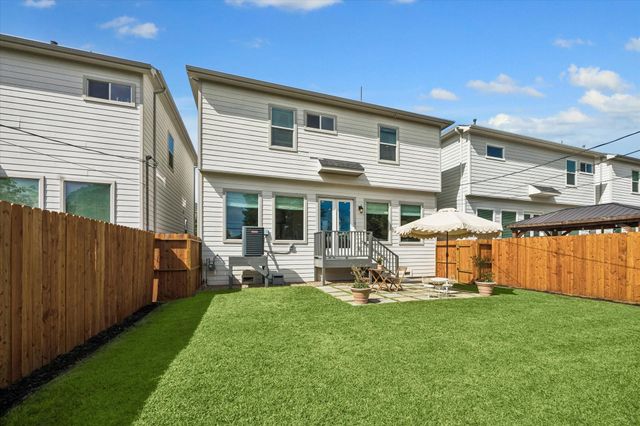 419 Yale Oaks Lane, Houston, TX 77091