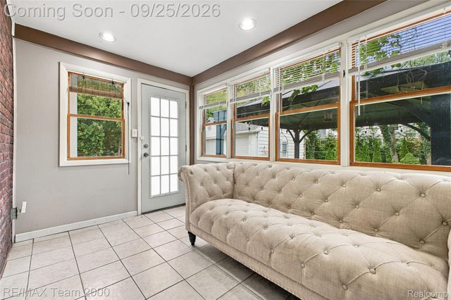 24616 Fairmount Drive, Dearborn, MI 48124