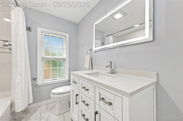 24616 Fairmount Drive, Dearborn, MI 48124