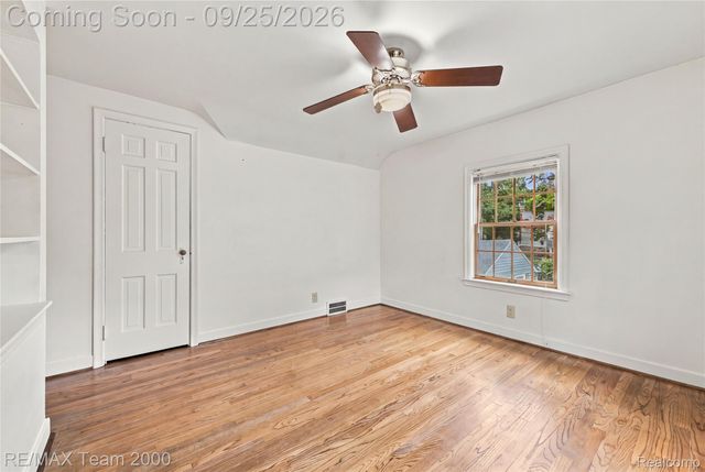 24616 Fairmount Drive, Dearborn, MI 48124
