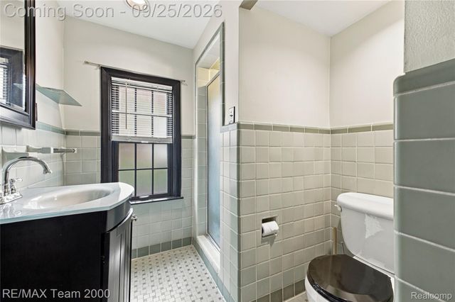 24616 Fairmount Drive, Dearborn, MI 48124