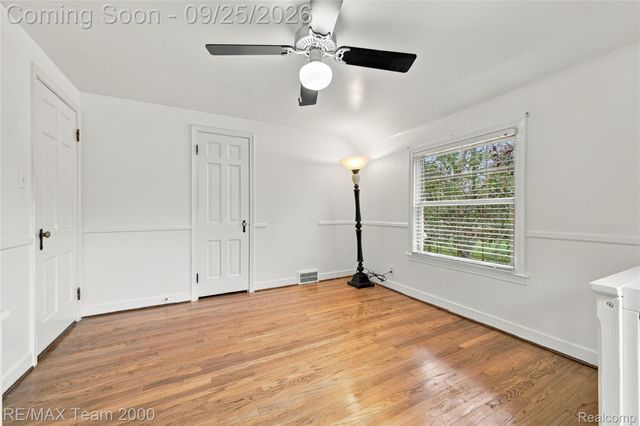24616 Fairmount Drive, Dearborn, MI 48124
