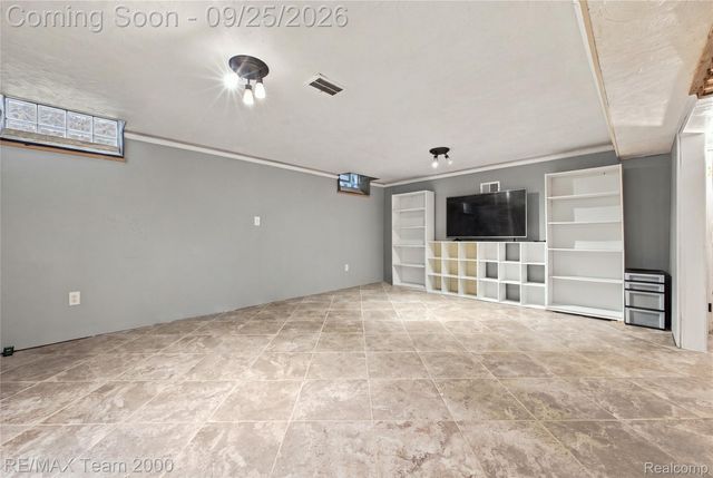 24616 Fairmount Drive, Dearborn, MI 48124
