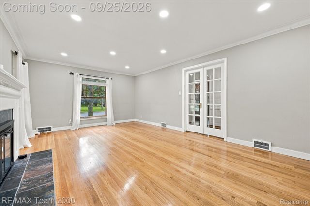 24616 Fairmount Drive, Dearborn, MI 48124