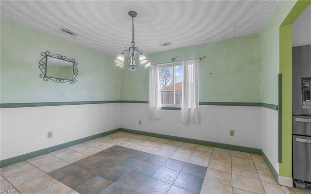 941 Storm Lake DR, Virginia Beach, VA 23454