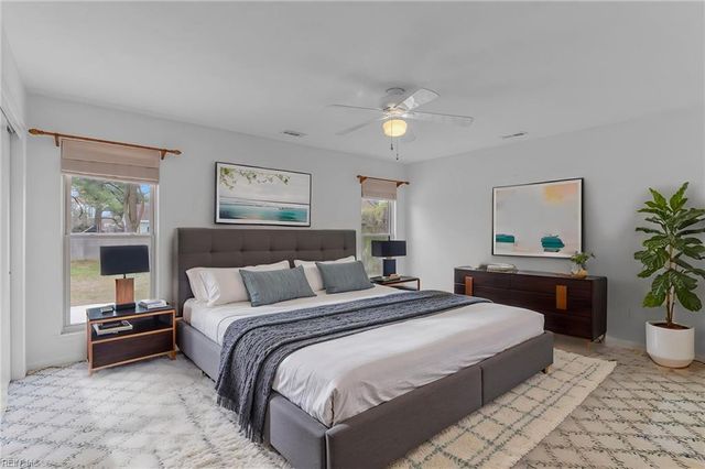 941 Storm Lake DR, Virginia Beach, VA 23454