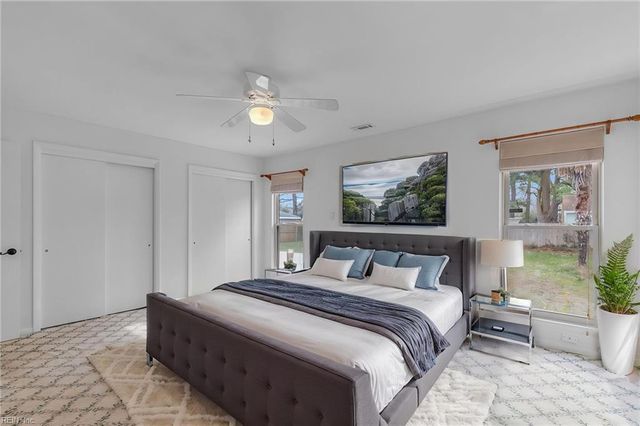 941 Storm Lake DR, Virginia Beach, VA 23454