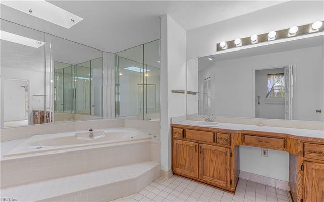 941 Storm Lake DR, Virginia Beach, VA 23454